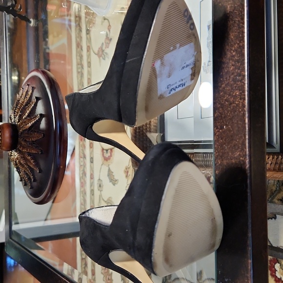 M. KORS, SEXY HEELS - Picture 3 of 7